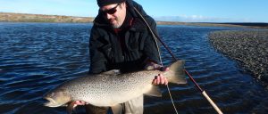 Pesca de Reos en el Río Grande, Tierra del Fuego, Argentina