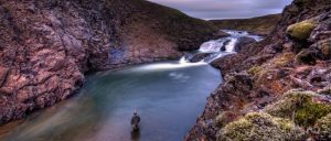 Pesca de salmón en el Río Midfjardará. Islandia