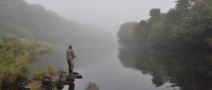 Pesca del salmón en el Río Mourne, Irlanda del Norte