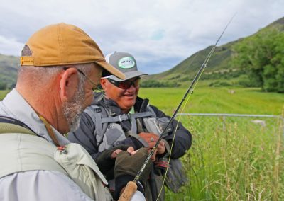 Con el guía de pesca en NZ